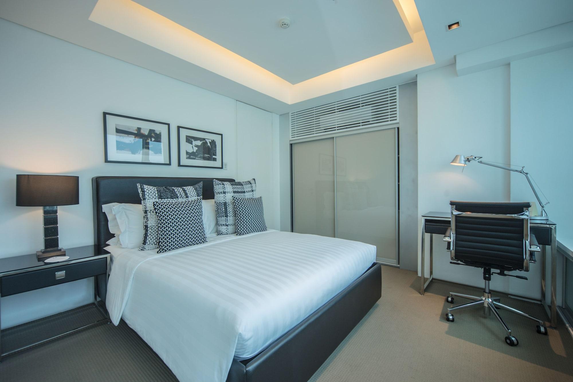 The Alpha Suites Makati City Екстер'єр фото
