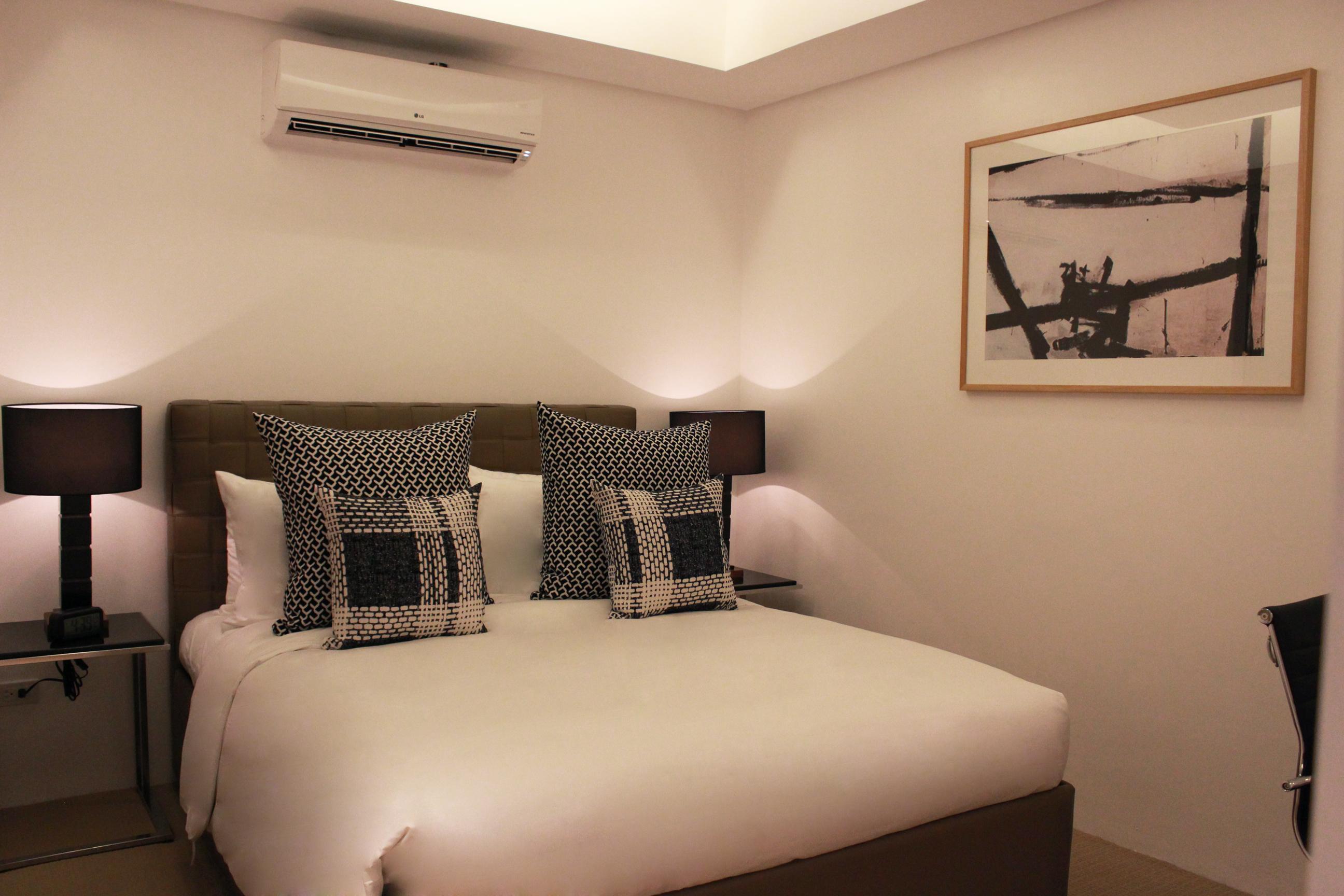 The Alpha Suites Makati City Екстер'єр фото