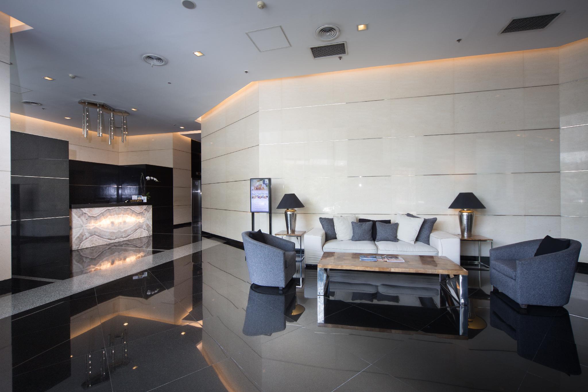 The Alpha Suites Makati City Екстер'єр фото