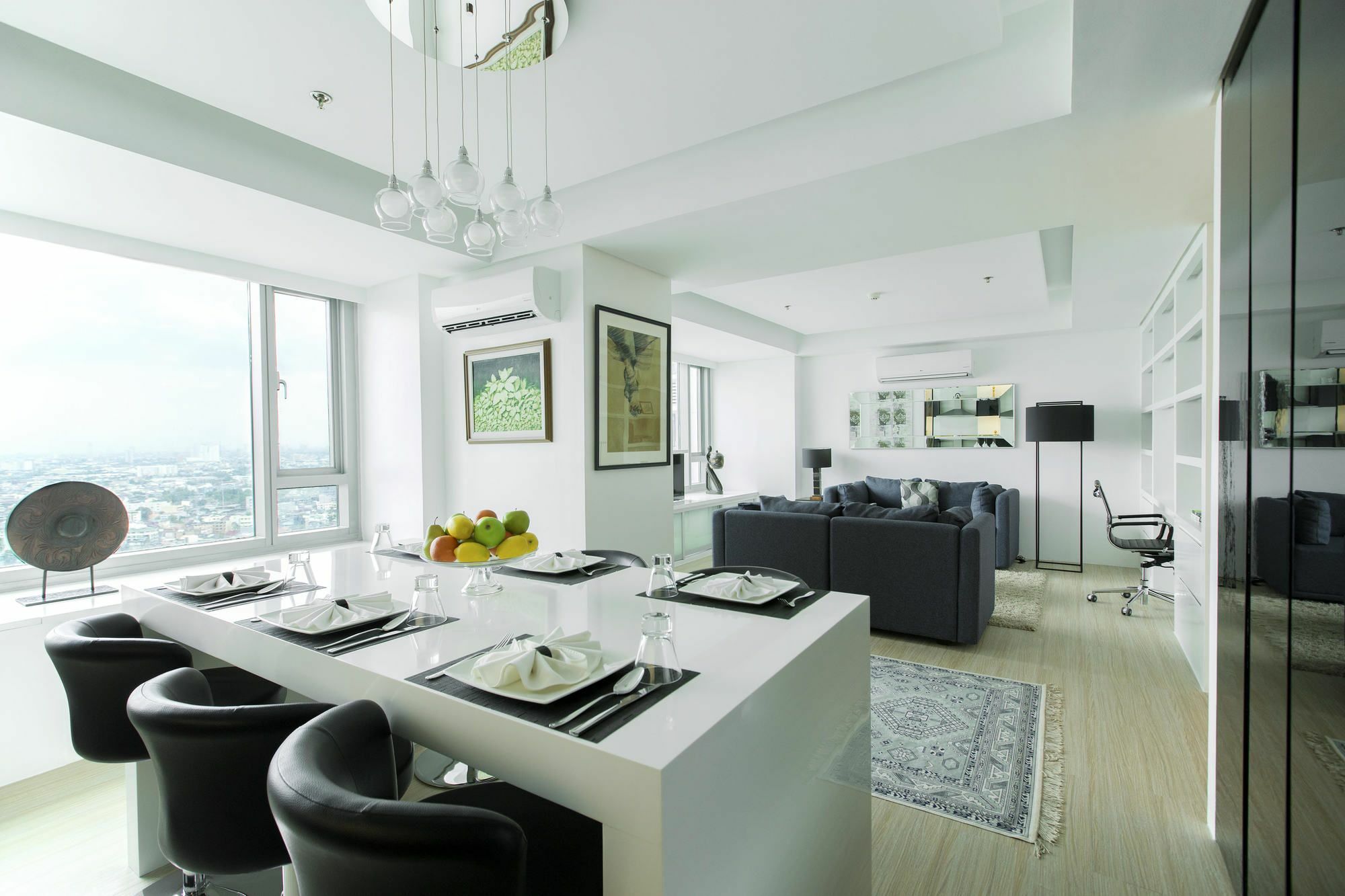 The Alpha Suites Makati City Екстер'єр фото