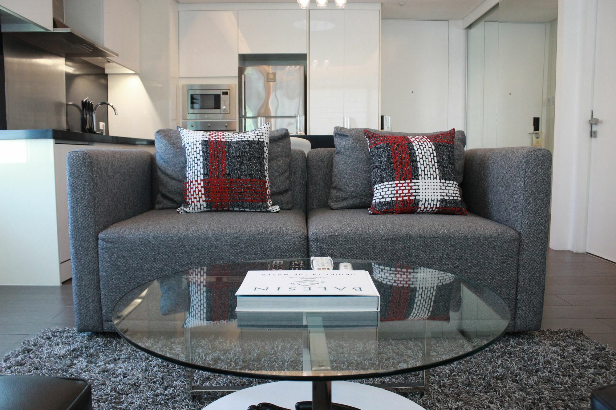 The Alpha Suites Makati City Екстер'єр фото