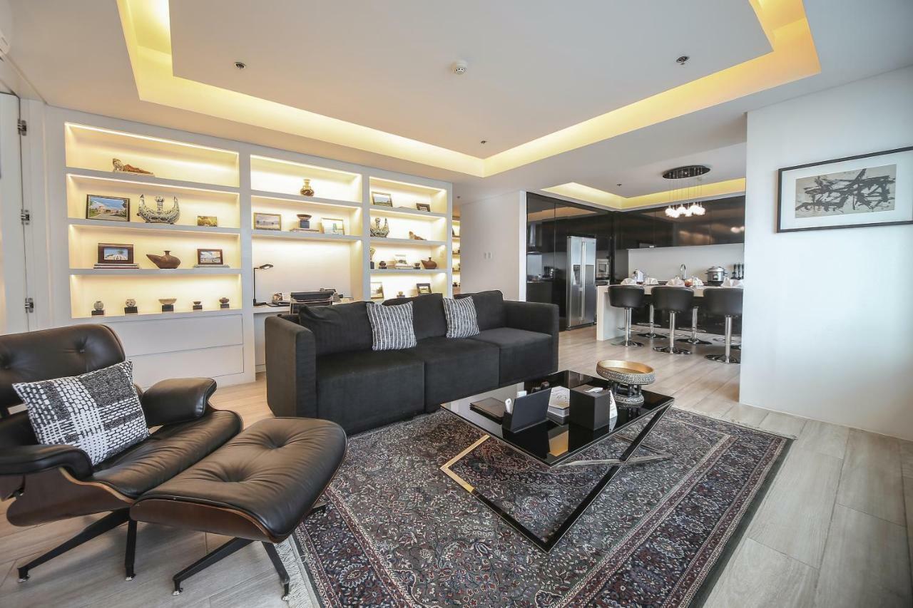The Alpha Suites Makati City Екстер'єр фото