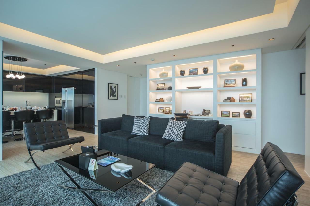 The Alpha Suites Makati City Екстер'єр фото