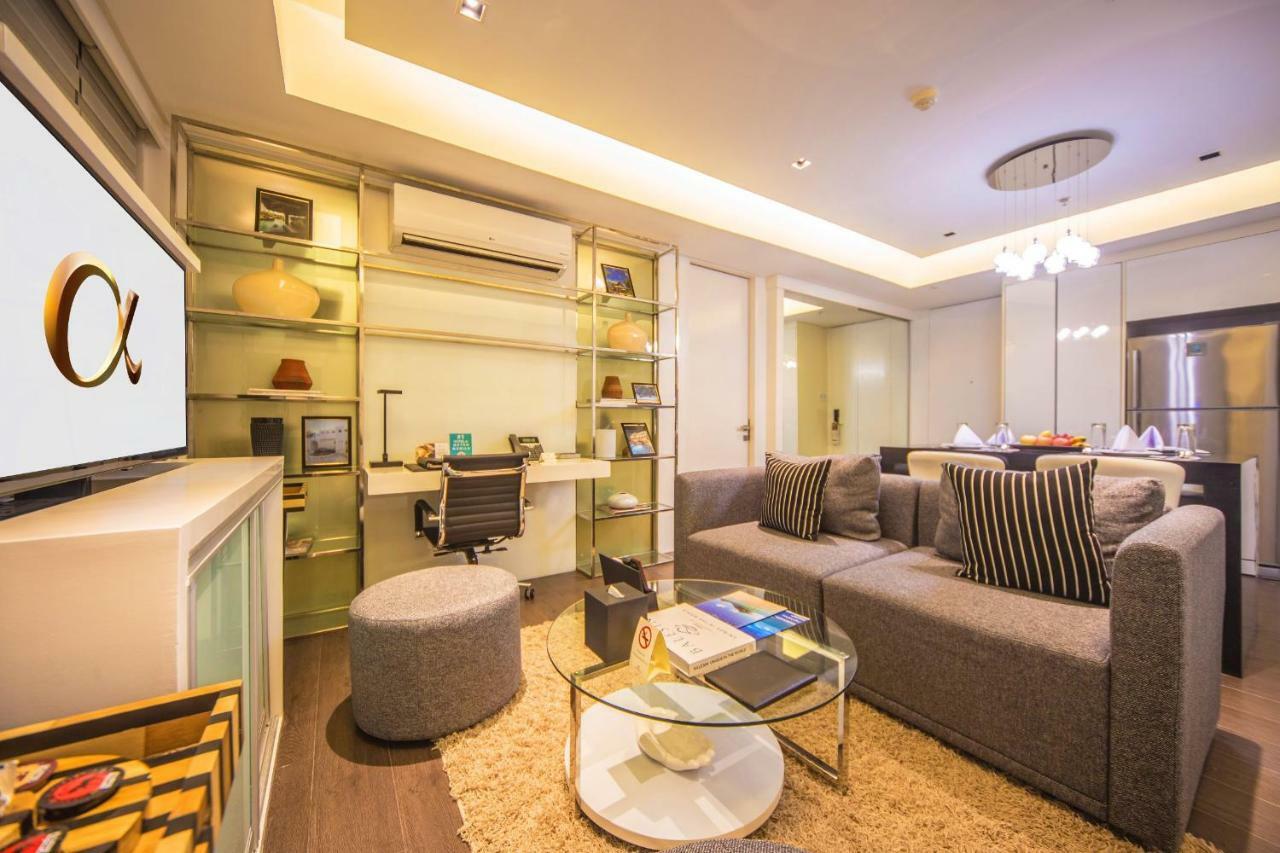 The Alpha Suites Makati City Екстер'єр фото